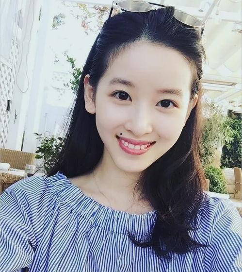 呆妹吃瓜爆料视频下载,热门事件幕后真相大曝光 第2张 呆妹吃瓜爆料视频下载,热门事件幕后真相大曝光 第2张